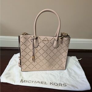 Michael Kors Medium Sachel Purse